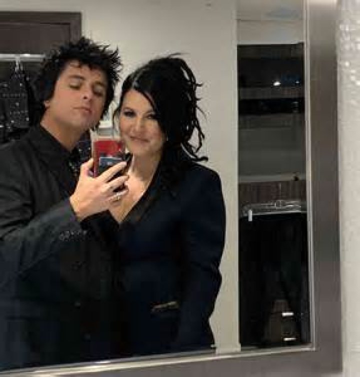 Billie Joe Armstrong Wife: Are Billie Joe And Adrienne Still Married? - SarkariResult