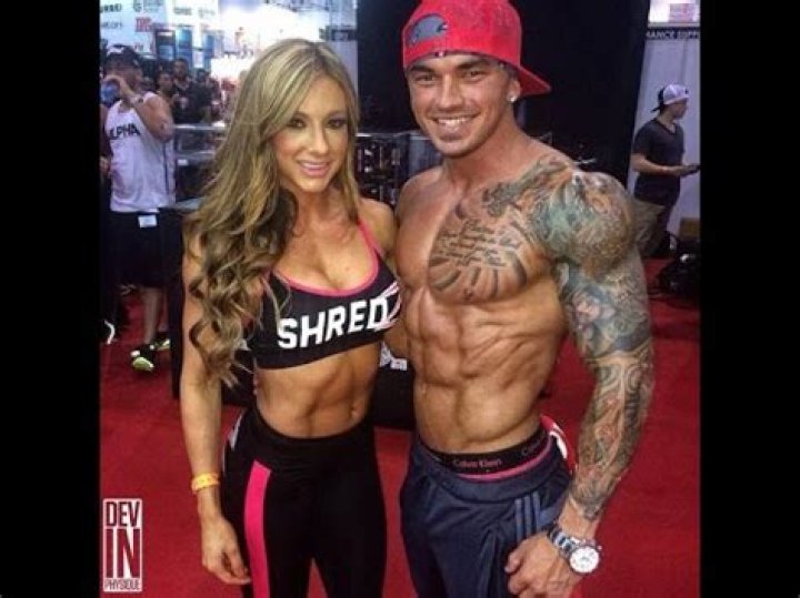 Devin Physique Girlfriend, Instagram, Net Worth, Tattoos, Age, Height, Bio,