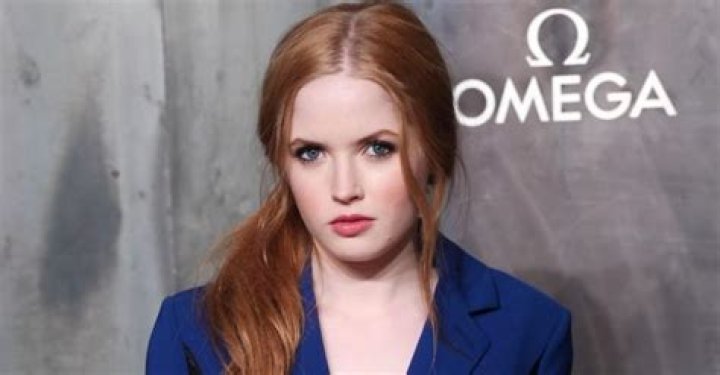Ellie Bamber Height, Weight, Measurements, Bra Size, Shoe Size