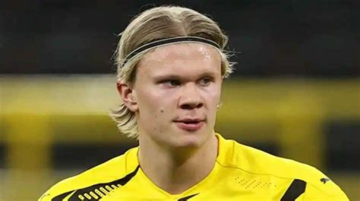 Erling Haaland Height, Weight, Body Measurements, Shoe Size