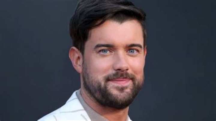 Jack Whitehall Net Worth 2023: Bio, Age, Family, Religion, Salary Check Details - SarkariResult