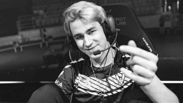 Karel ‘Twisten’ Ašbrener Death: Czech Valorant’s 19-Year-Old Player Died