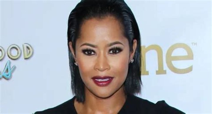 Lisa Wu Height, Weight, Body Measurements, Bra Size, Shoe Size