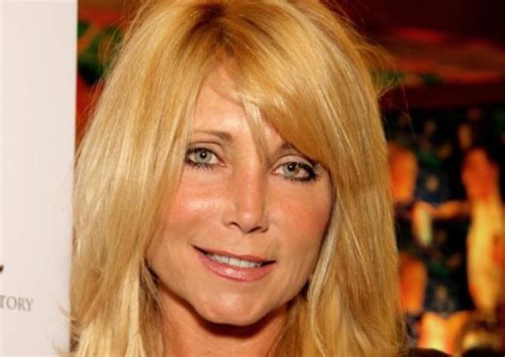 Pamela Bach Height, Weight, Measurements, Bra Size, Shoe Size