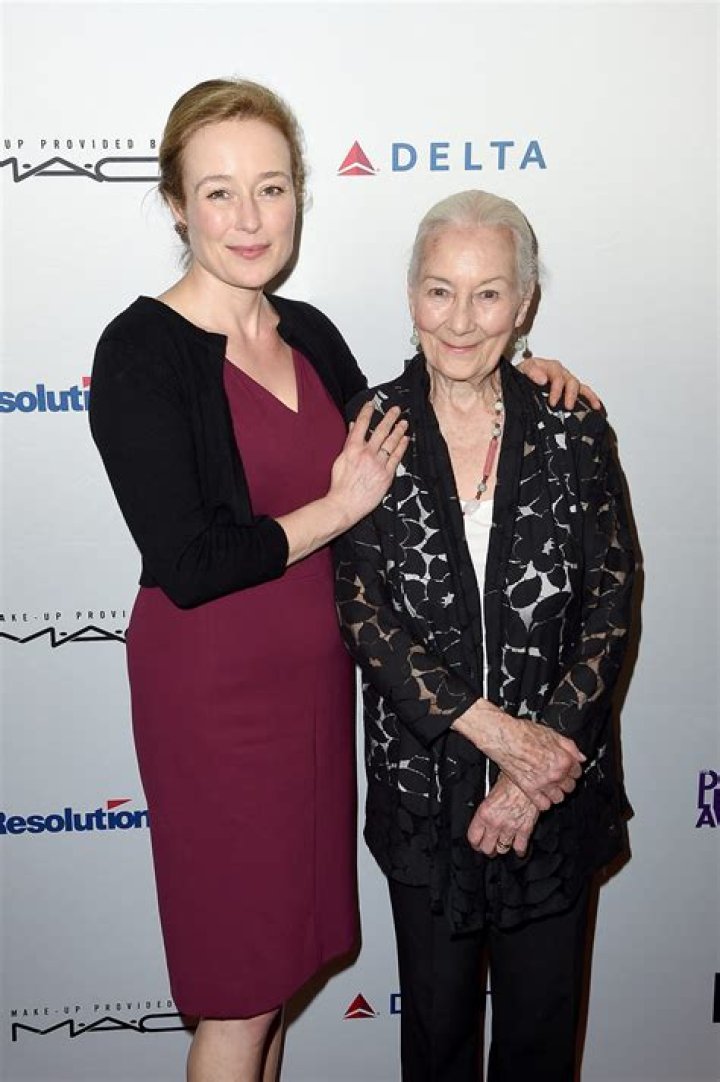 Rosemary Harris Net Worth: Details About Young, Age, Movies, Husband - SarkariResult