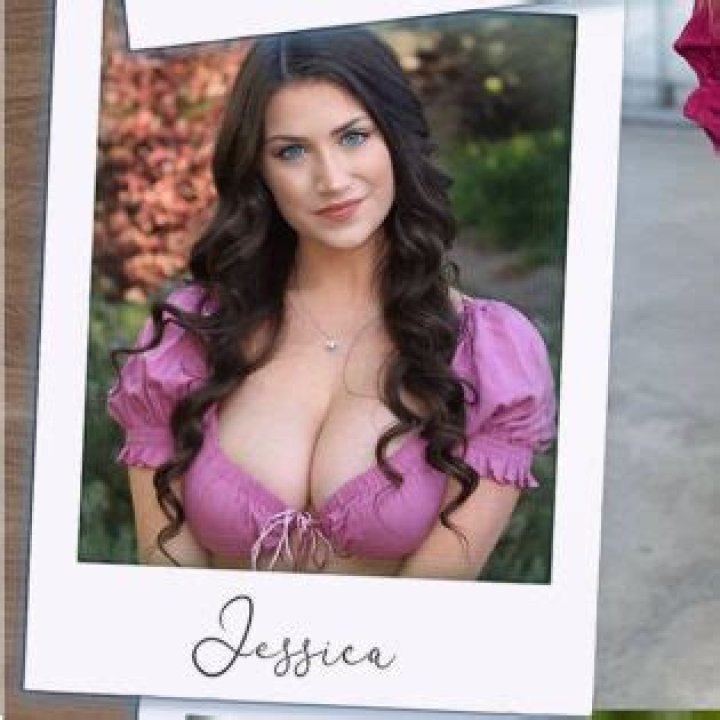 Who is Jessica Bartlett? Meet Onlyfans Star